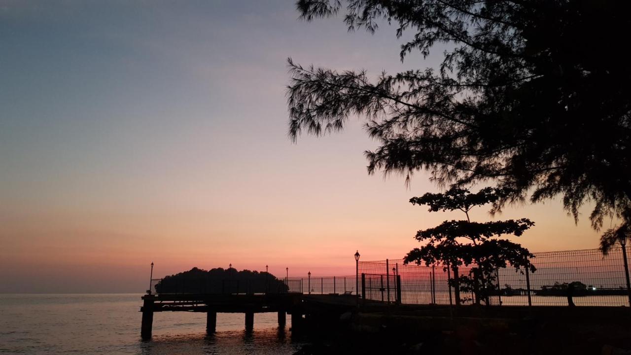 Kampong Tanah Merah  Pd Batu 9 Cocobay Apartment With Family מראה חיצוני תמונה