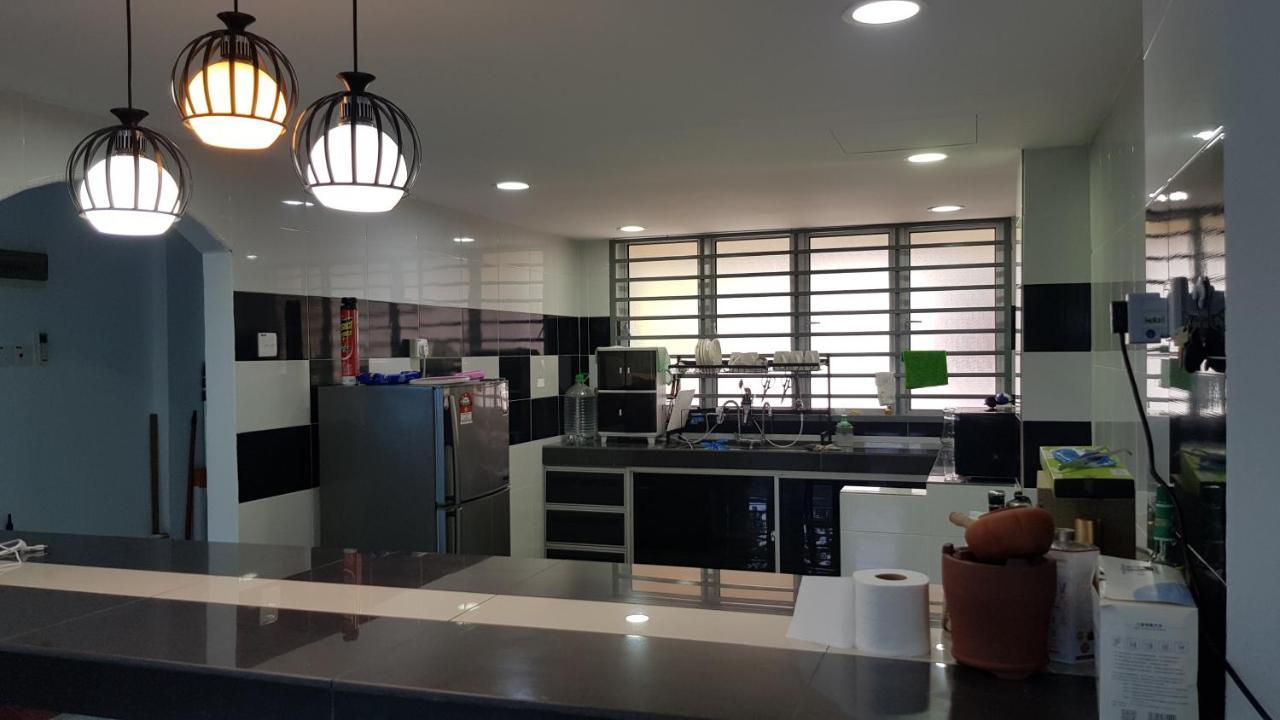 Kampong Tanah Merah  Pd Batu 9 Cocobay Apartment With Family מראה חיצוני תמונה