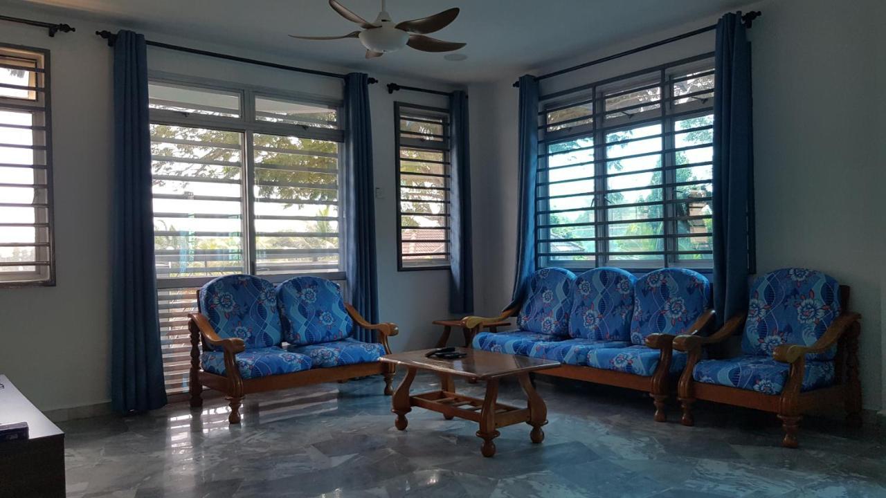 Kampong Tanah Merah  Pd Batu 9 Cocobay Apartment With Family מראה חיצוני תמונה